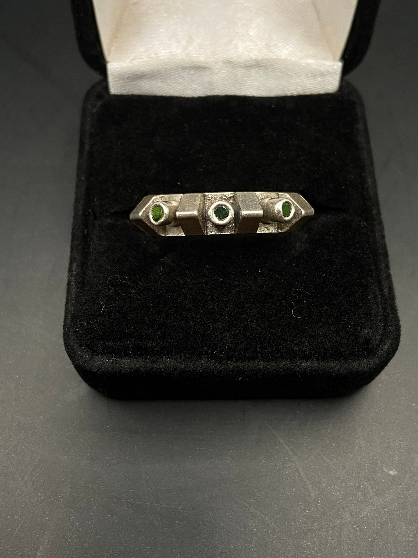 Tourmaline and silver ufo ring